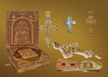 At the Vizantikosmos workshop, with love and prayer, they dedicate themselves reverently to the art of woodcarving